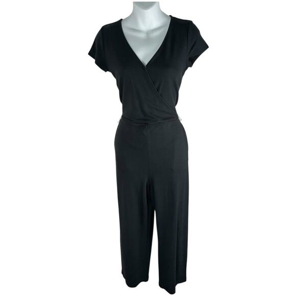 Hollister Surplice Wrap Black Kit Midi Midi Romper Jumpsuit Size Medium Pockets - Picture 1 of 15